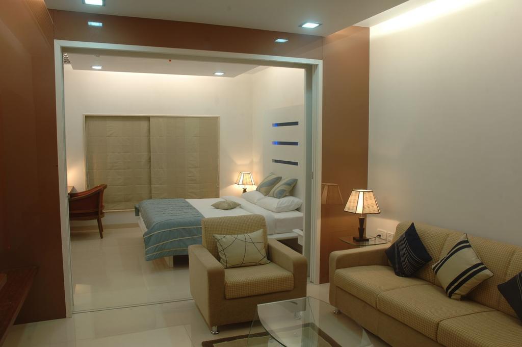 United 21 - Thane Room photo